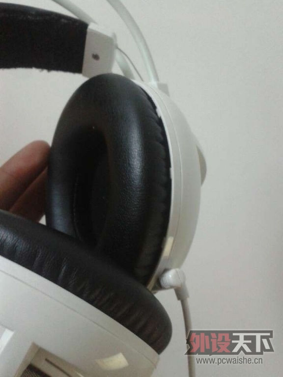 �������� V2  ��ɫ