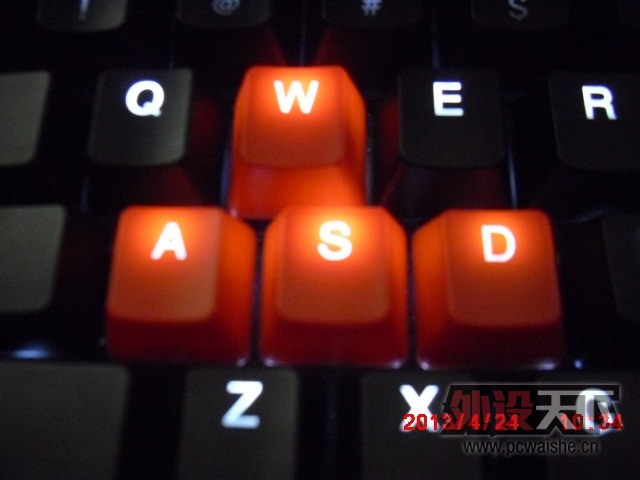 ��һ��PLUM96 ��Ѽ��9008S2�Դ���ɫWASD��ñ