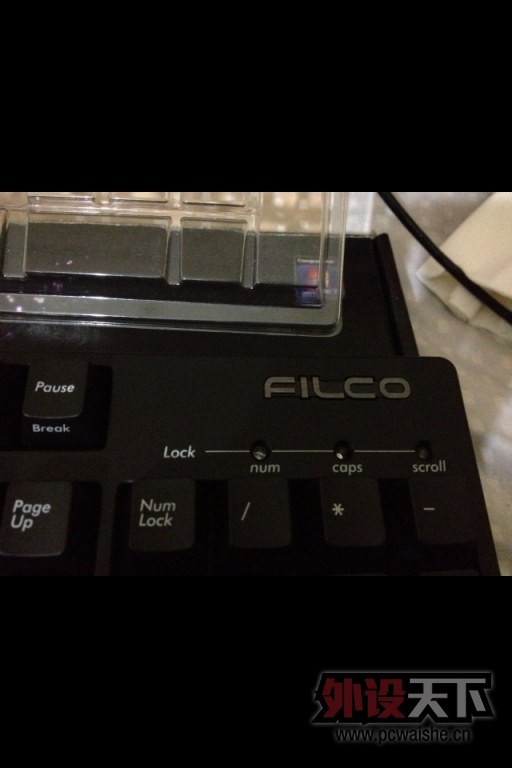 f104����
