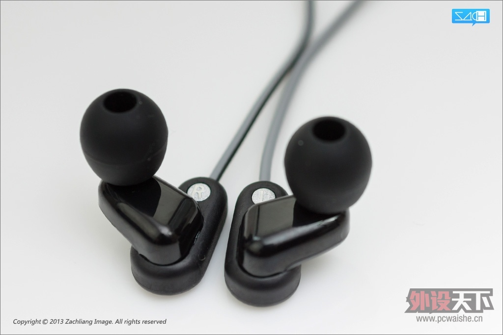 ֳSteelseries Flux In-ear Pro