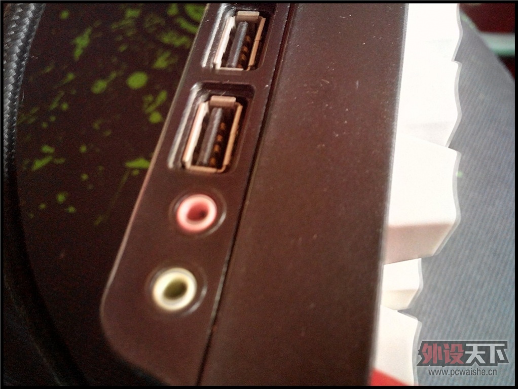 ���ɶ���(�������)���7G+�޼�G500+��װ�׳�+��ñ=700Ԫ