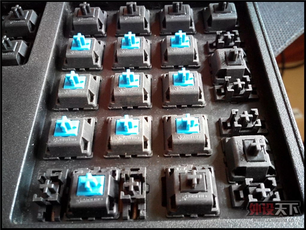 ���ɶ���(�������)���7G+�޼�G500+��װ�׳�+��ñ=700Ԫ