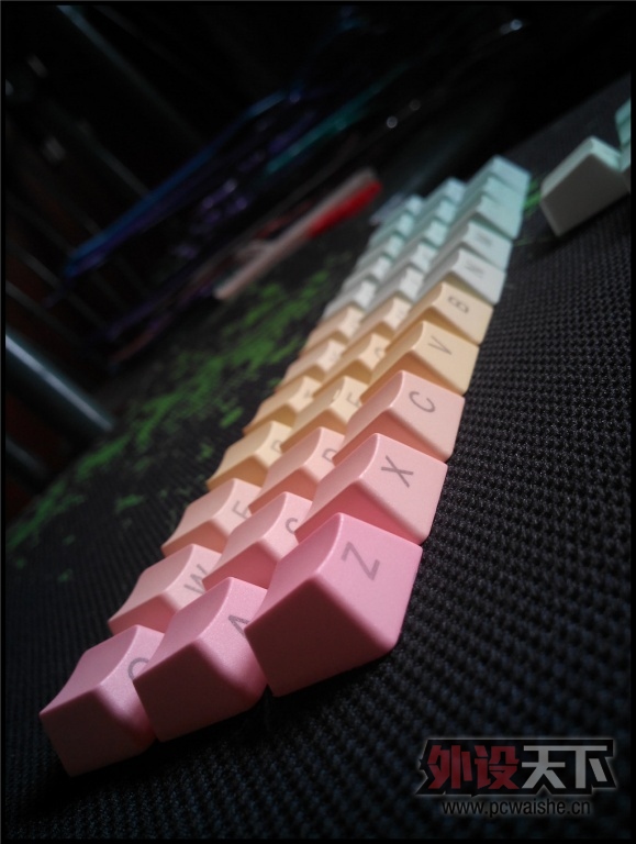 ���ɶ���(�������)���7G+�޼�G500+��װ�׳�+��ñ=700Ԫ