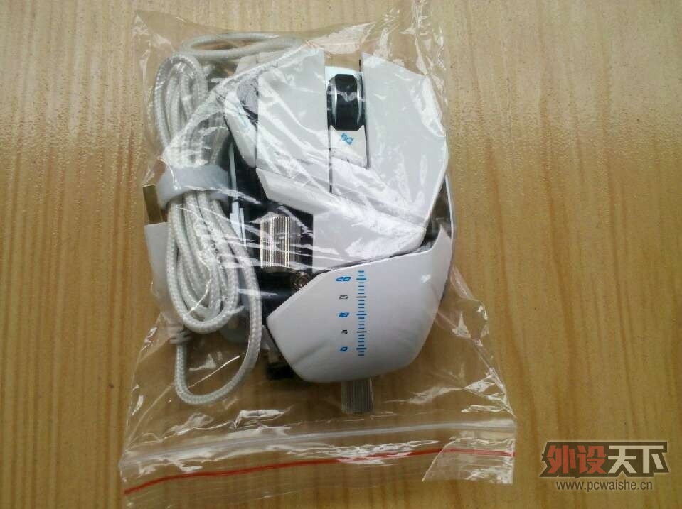 �����ӣ��س����ѿ�RAT7ѩ����Q PAD���棬����ΪWCDMA���������ն�E5 21M