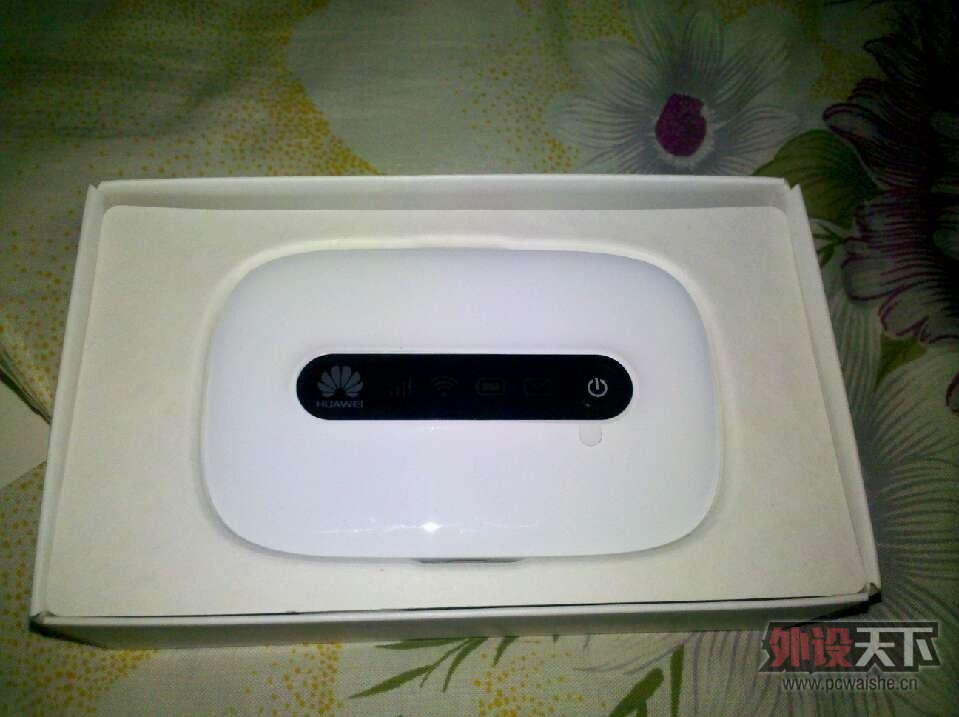 �����ӣ��س����ѿ�RAT7ѩ����Q PAD���棬����ΪWCDMA���������ն�E5 21M