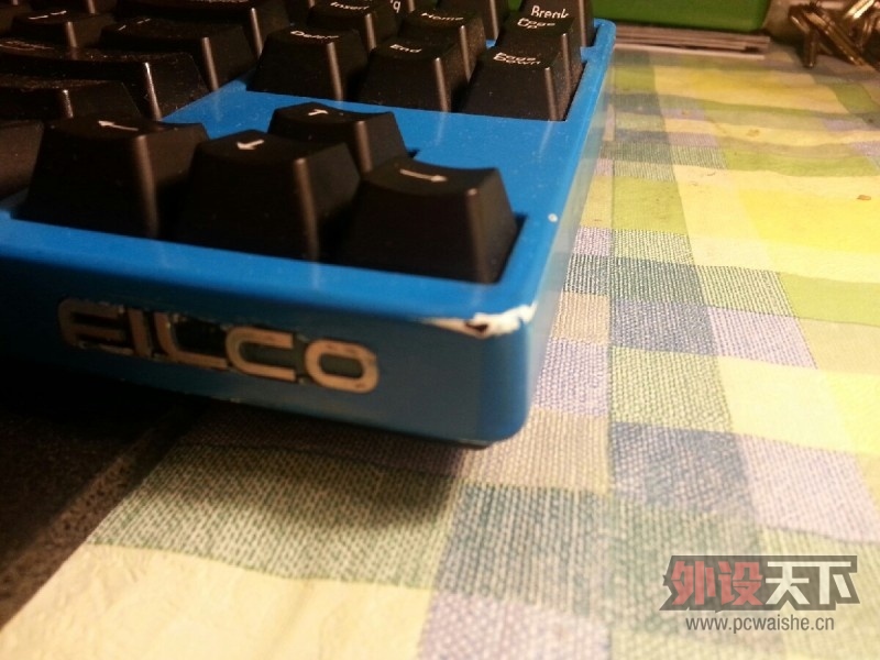 CSñ 1 300