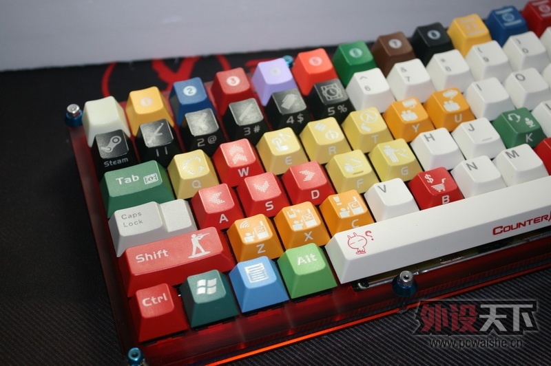 �ȴ�POKER2ͬʱ���ļ��ű��˵Ŀ��ƻ�mini�����շ���һ�£�������û�¸����˼��ţ�