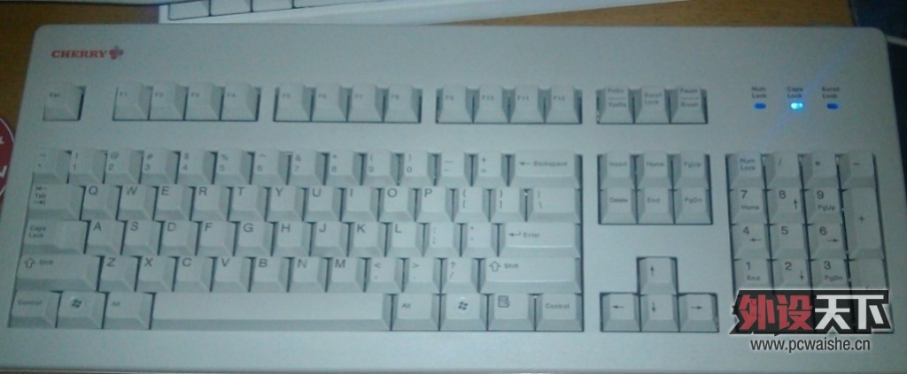 185055d51ub9ridt863d1j.jpg