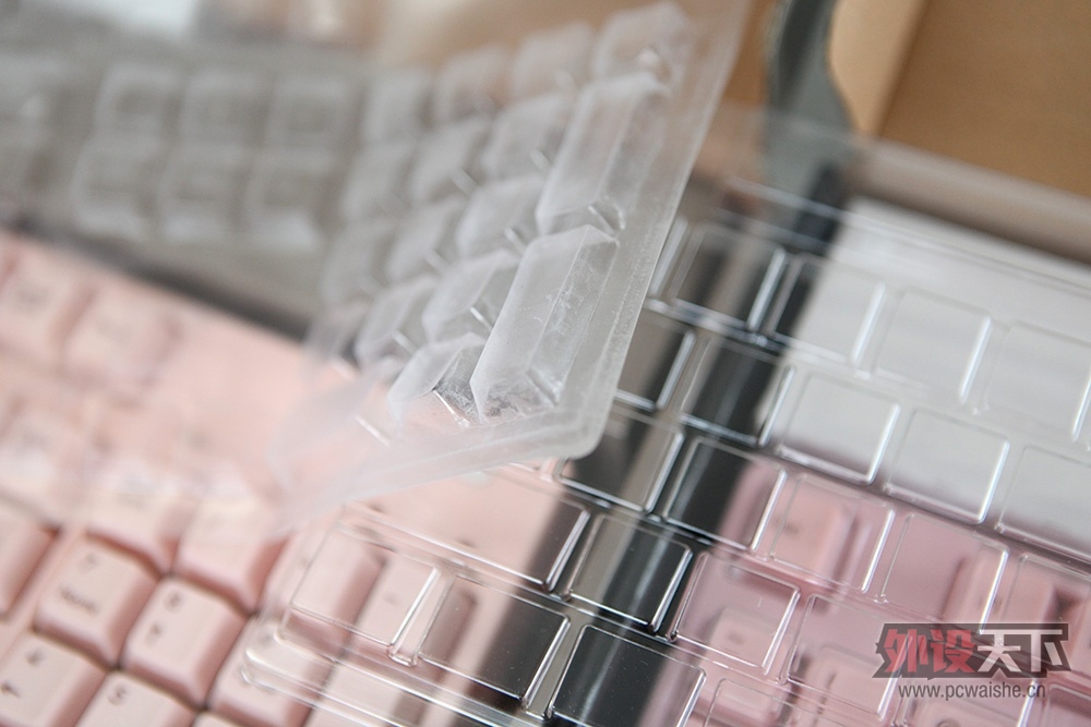 F����Ů�����ɡ�һ�����򣬶���Ů����filco pinkһ�������Ա�ͼƬ�ĵ�