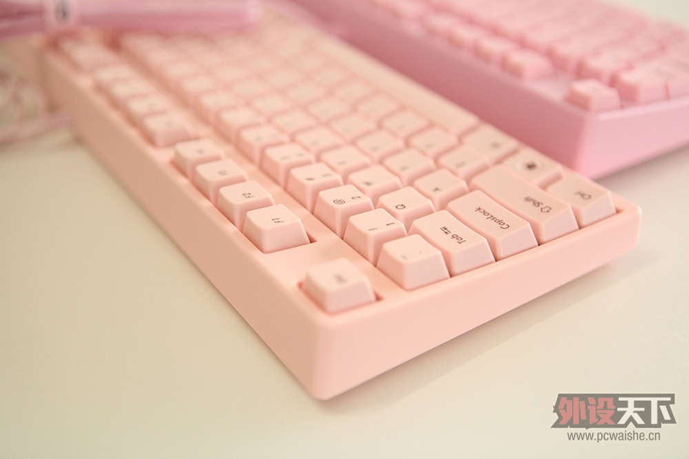 F����Ů�����ɡ�һ�����򣬶���Ů����filco pinkһ�������Ա�ͼƬ�ĵ�