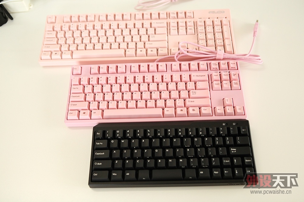 F����Ů�����ɡ�һ�����򣬶���Ů����filco pinkһ�������Ա�ͼƬ�ĵ�
