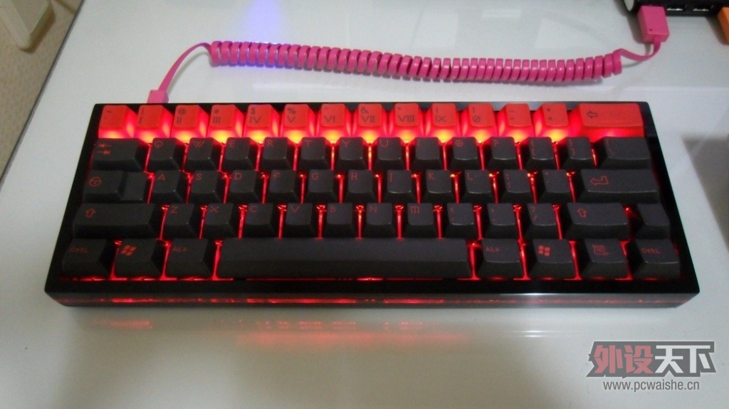 �����ݡ� REALFORCE HI PRO 1400| ���ڶ�ɫ 87+���� 700