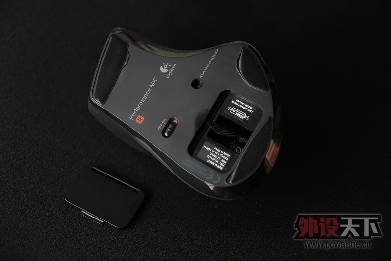 ���м��M950