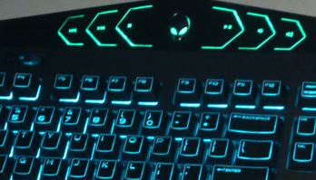 ���ѳ�����Alienware TactX�ɱ�ɫ�����Ƽ���һ֧