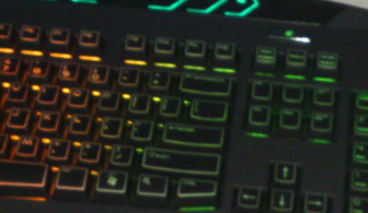 ���ѳ�����Alienware TactX�ɱ�ɫ�����Ƽ���һ֧
