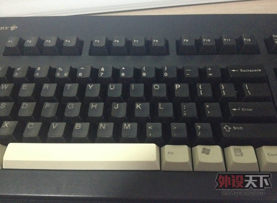 ������������ᡢ3000�ںڡ�POM104��ñ���ȵȵ�87͸���ñ