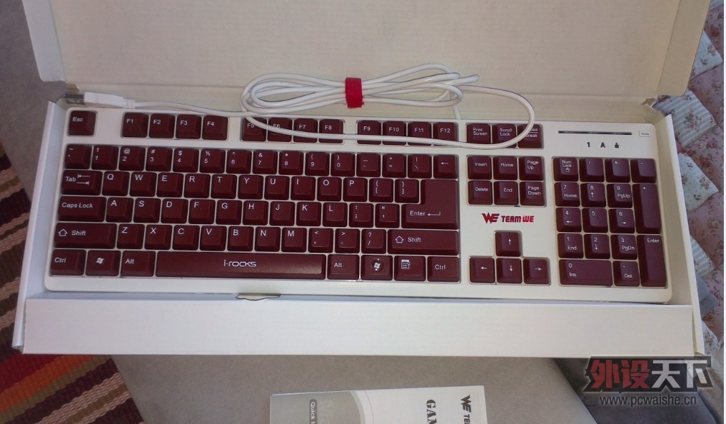 OBEGGD_P@`1556HEY033[PQ.jpg