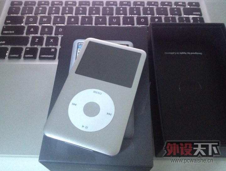 �����������Ϻ���iPod Classic 3 160g+iTouch 4 32g