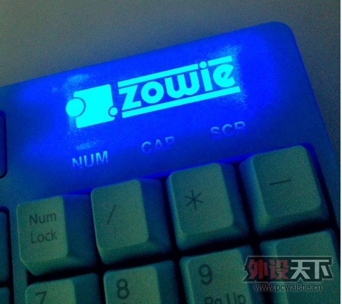 ZOWIE��ɫ����������е����-�������ɫ��ð