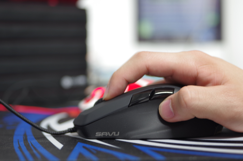 ���п�������Roccat Savu����