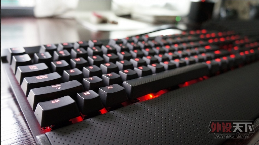 ���ɶ���850��9.5�º�����K70�ں� �ѳ�