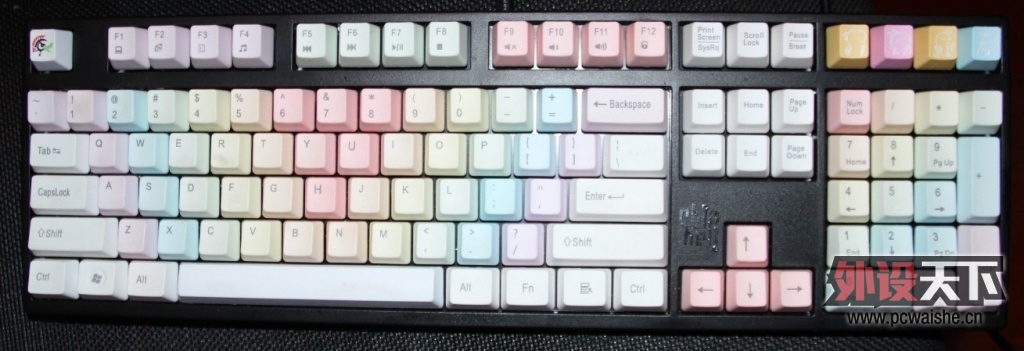 �ݳ�