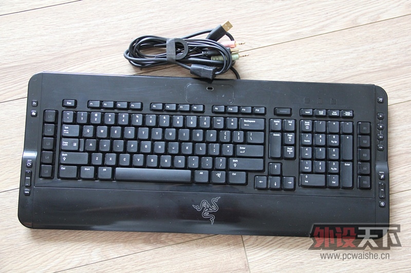 Razer Tarantula�������120Ԫ�������С�������