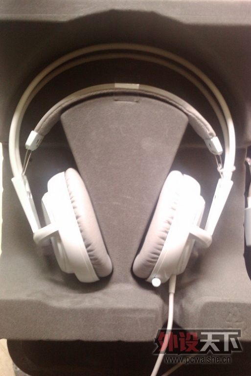 �����ݡ��������� V2 ˪�� 9.5���� ����