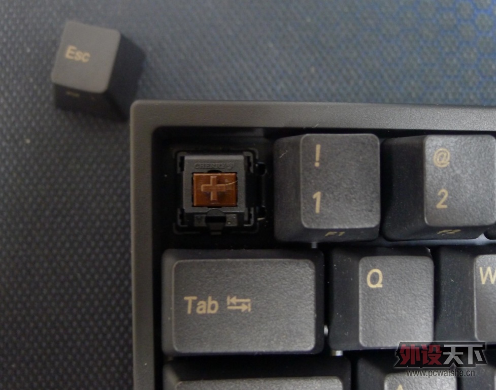 ˱ LEOPOLD FC660M 