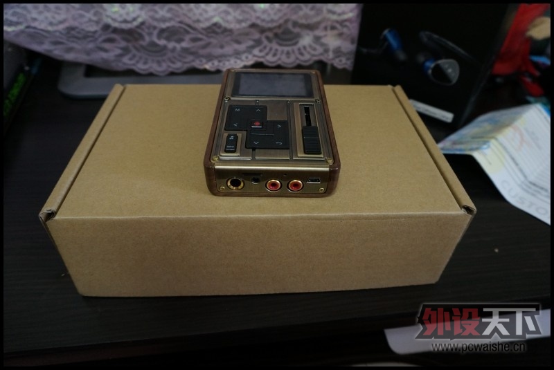 [���]�߲ʺ�C4 �޼�UE900������
