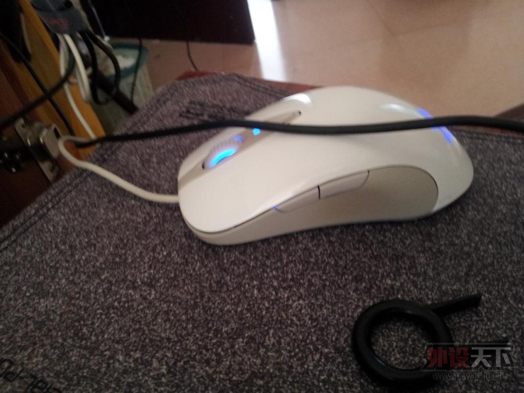 Ѽ��s2�׹�衣95�� ����Ѽ�Ӱ�ɫ ��ɫ��ñ���۸���