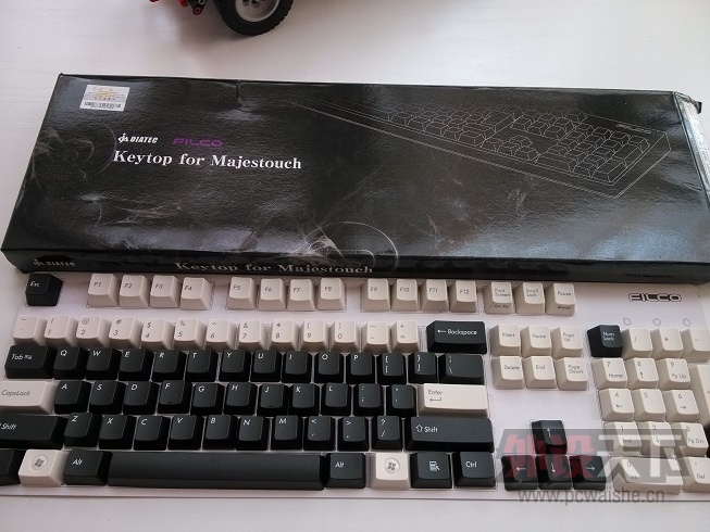 �����л���FILCO 104 ԭװ��ñ ���� �ڰ׻�150Ԫ