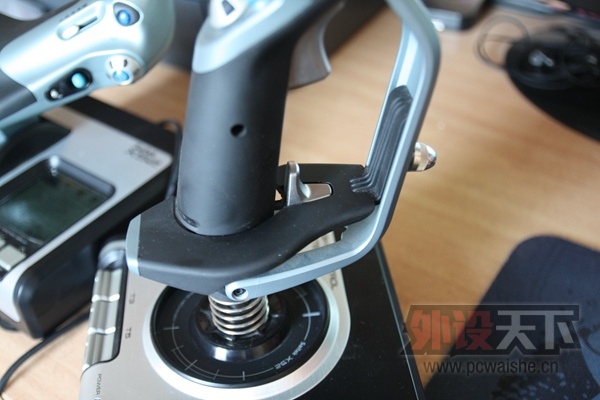 ���ൺ�� ���ѿ�X52ҡ�� 9.5���� ������