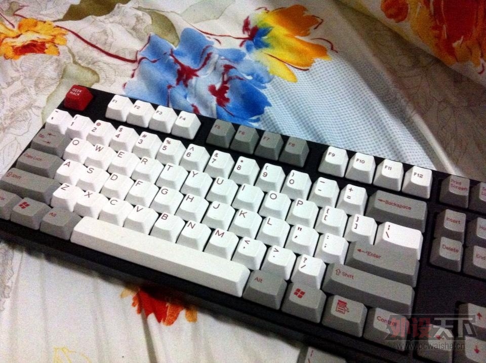 �����ݡ�KMAC1 ��ɫ84���� ����ñ2800||������ 1300 1100|��ɫ�����ɫ