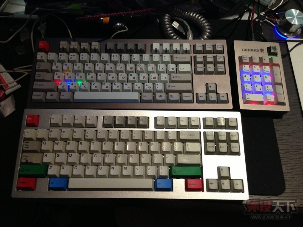 �����ݡ�KMAC1 ��ɫ84���� ����ñ2800||������ 1300 1100|��ɫ�����ɫ