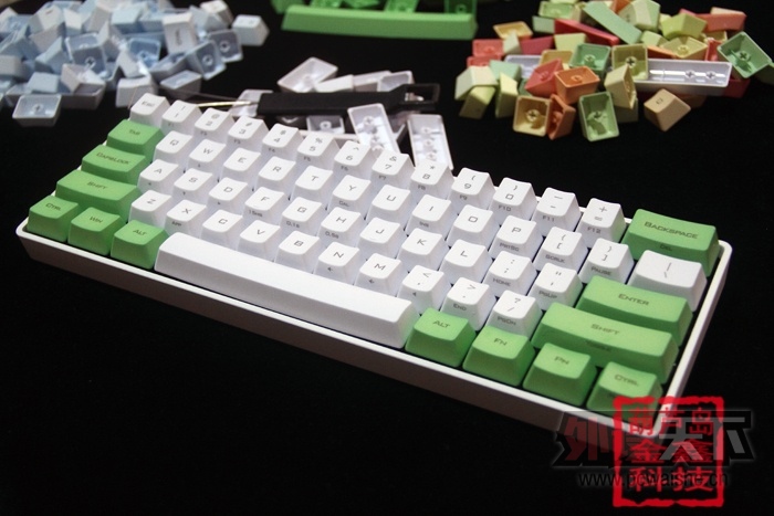 ����«�ޡ����� �þ�û�����¶������ۣ������POKER �� �ֵܺܶ� ���Կ��ǻ��㶫��..