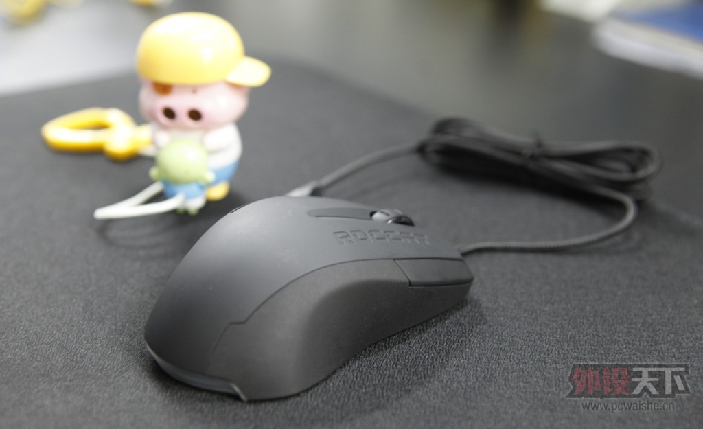 ����һ�������������Ƥ----��Roccat Savu���䱪
