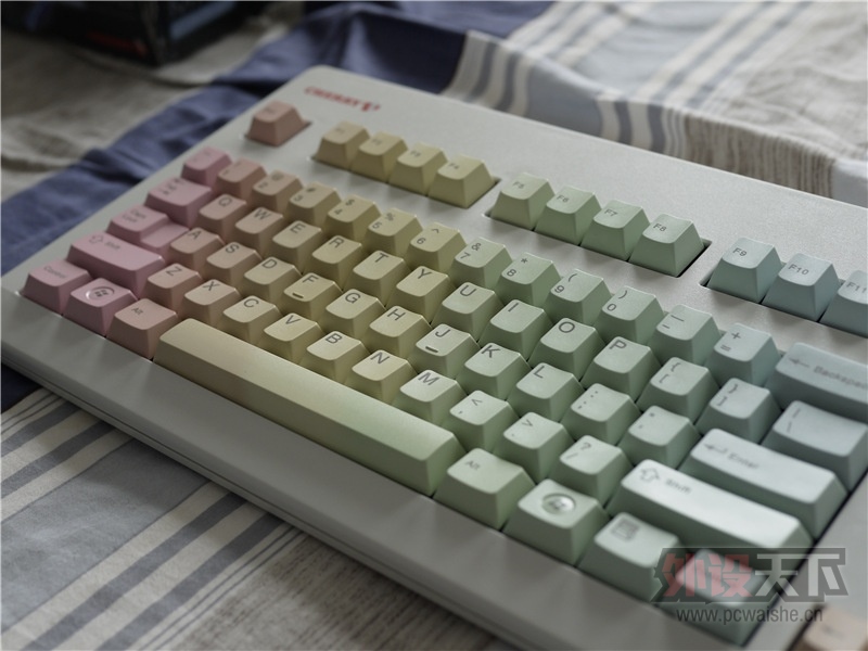 �����ֵĲʺ�CHERRY3494