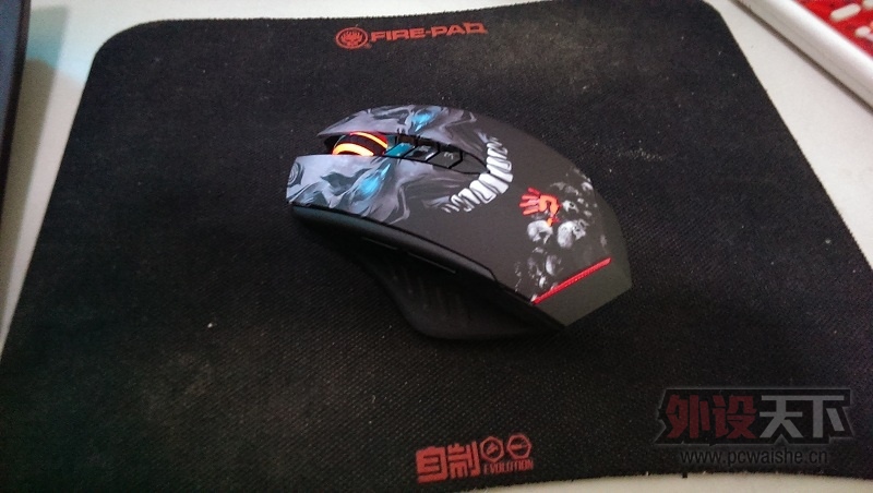 �յ��� Ѫ������  R8