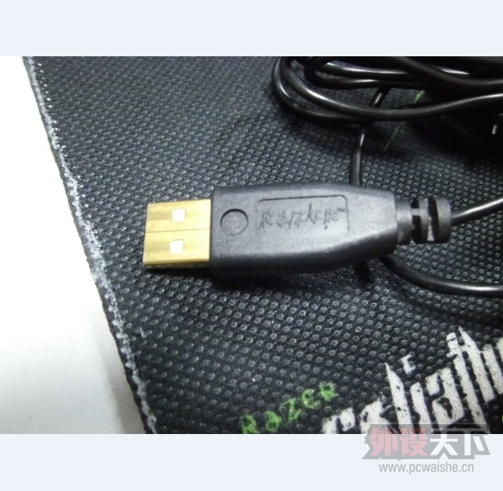 ���Ͼ���1800DPI�������ߣ�ZOWIE MICO���160