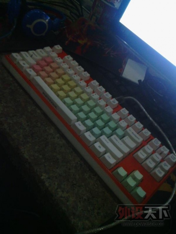 IMGSRC_20130610164432_19_ss.jpg