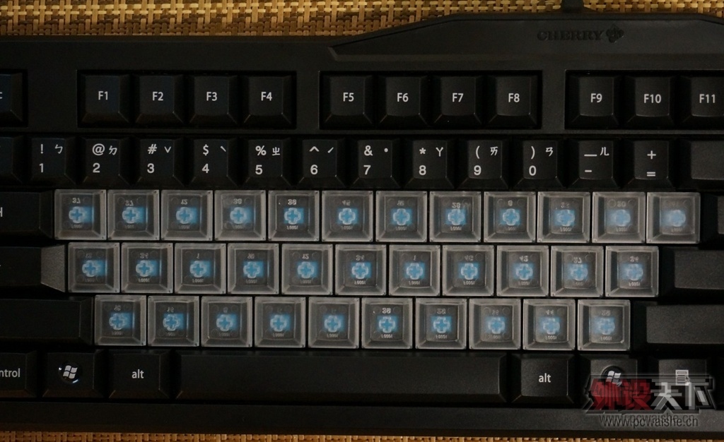 224956gbi1jg0jxumkjijx.jpg