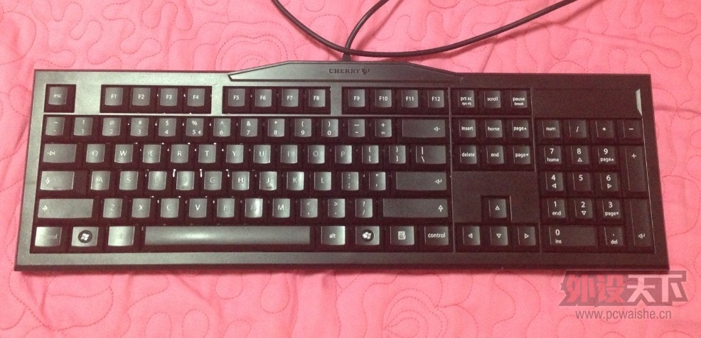 ���ڳ���ɫ���ᣬӣ��3800,�����ˣ�����