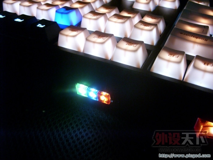 ��Խԭ��DUCK2108   �Ȳ��LED��