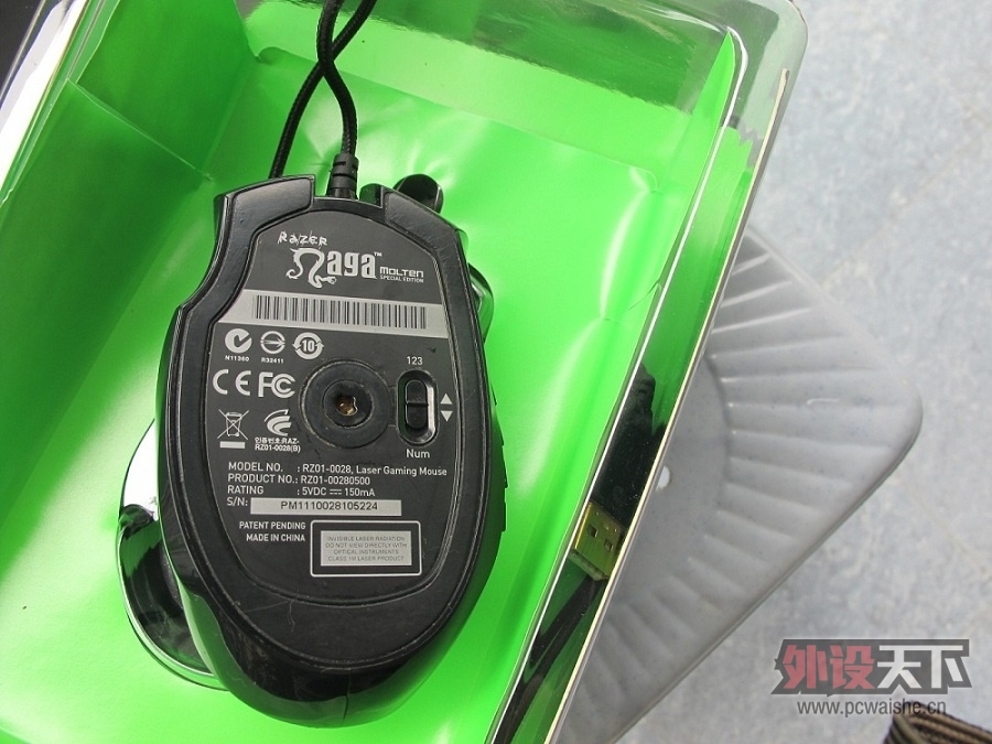 �޸ļ۸����ߣ�Razer����٤���� Naga ����֮�� ��˵ȫ ���ű��������ڱ� 295����