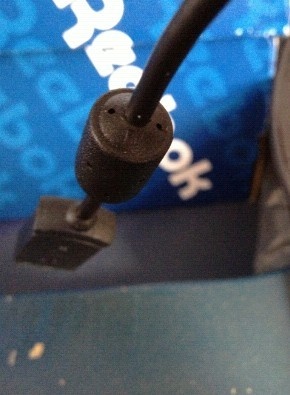 ������ĸ�� "FL" �ߵ�ס�и�"39"