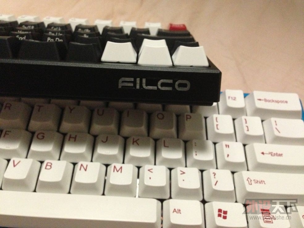J5@`RO2967V[UOTQS]}1[M8.jpg