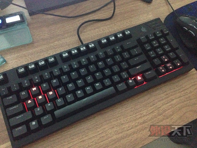 �����µ��� ����ǹ ��������ᣬ�������ˣ�ɹͼ