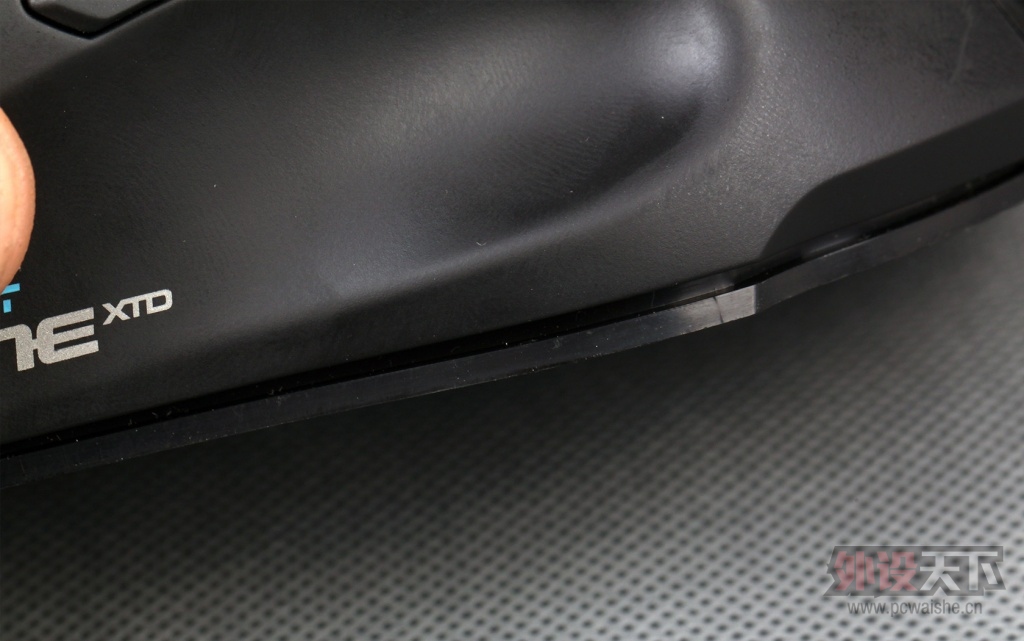 ��ƫ�� ROCCAT KONE XTD��Ϸ��� �������²������