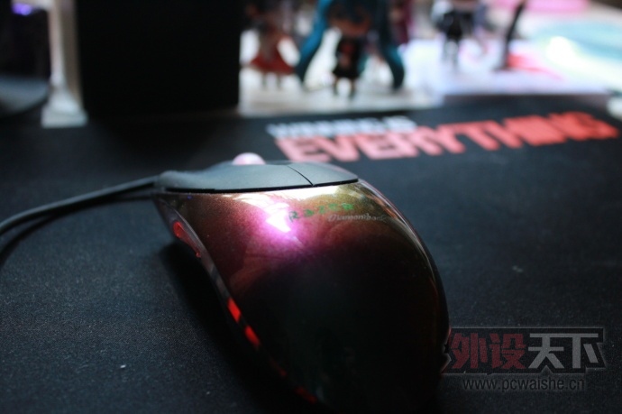 ɧ���ı�ɫ������